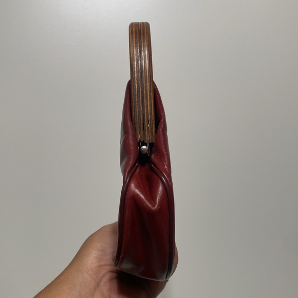 Vintage Etienne Aigner Leather Clutch Handbag with Wooden Handle - Picture 9 of 17